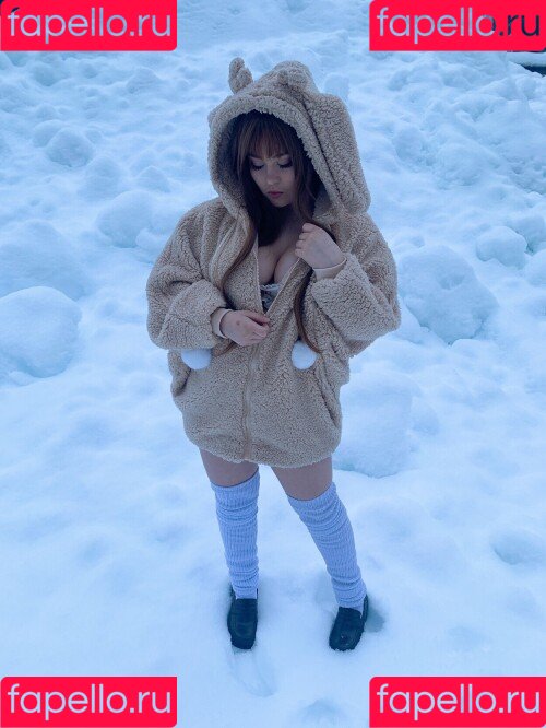 Mikumiku Onlyfans Photo Gallery 