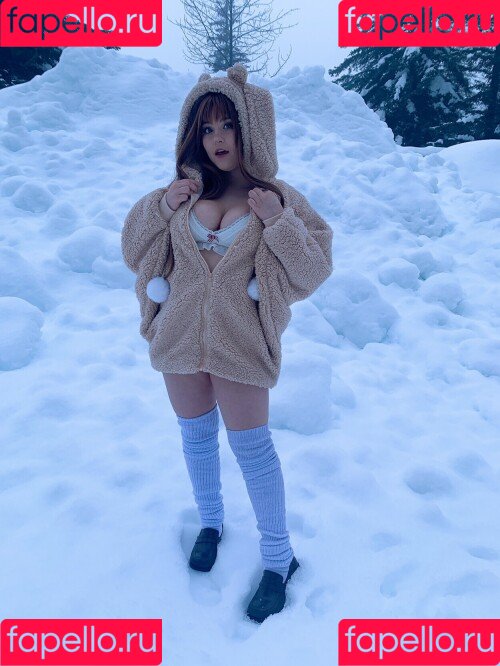 Mikumiku Onlyfans Photo Gallery 