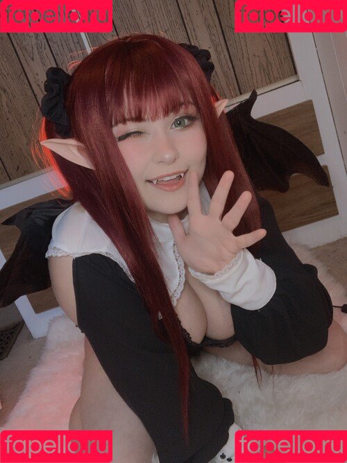 Mikumiku Onlyfans Photo Gallery 