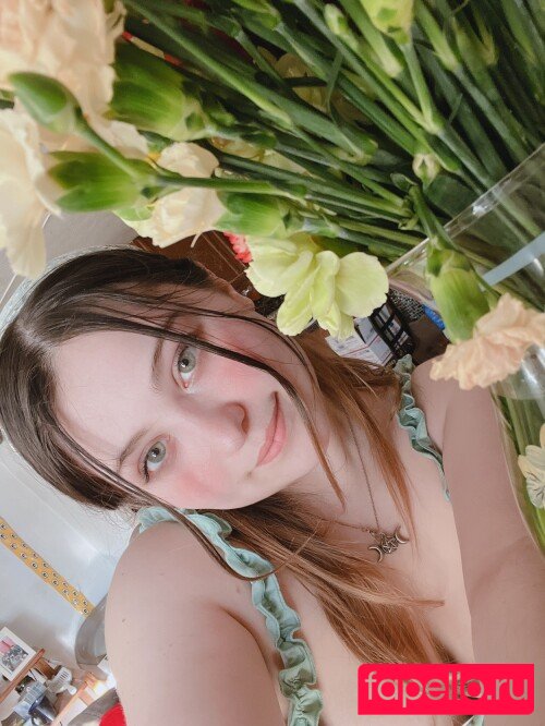 Mikumiku Onlyfans Photo Gallery 