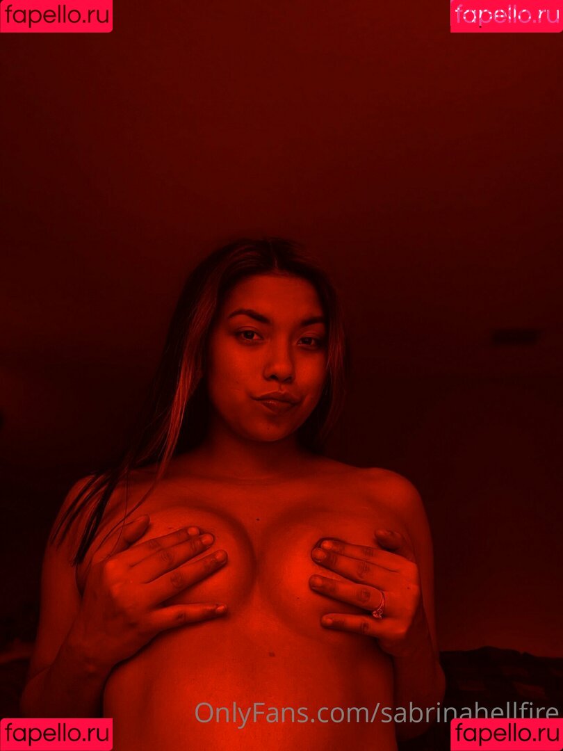 sabrinahellfire Onlyfans Photo Gallery 