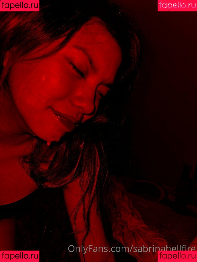 sabrinahellfire Onlyfans Photo Gallery 