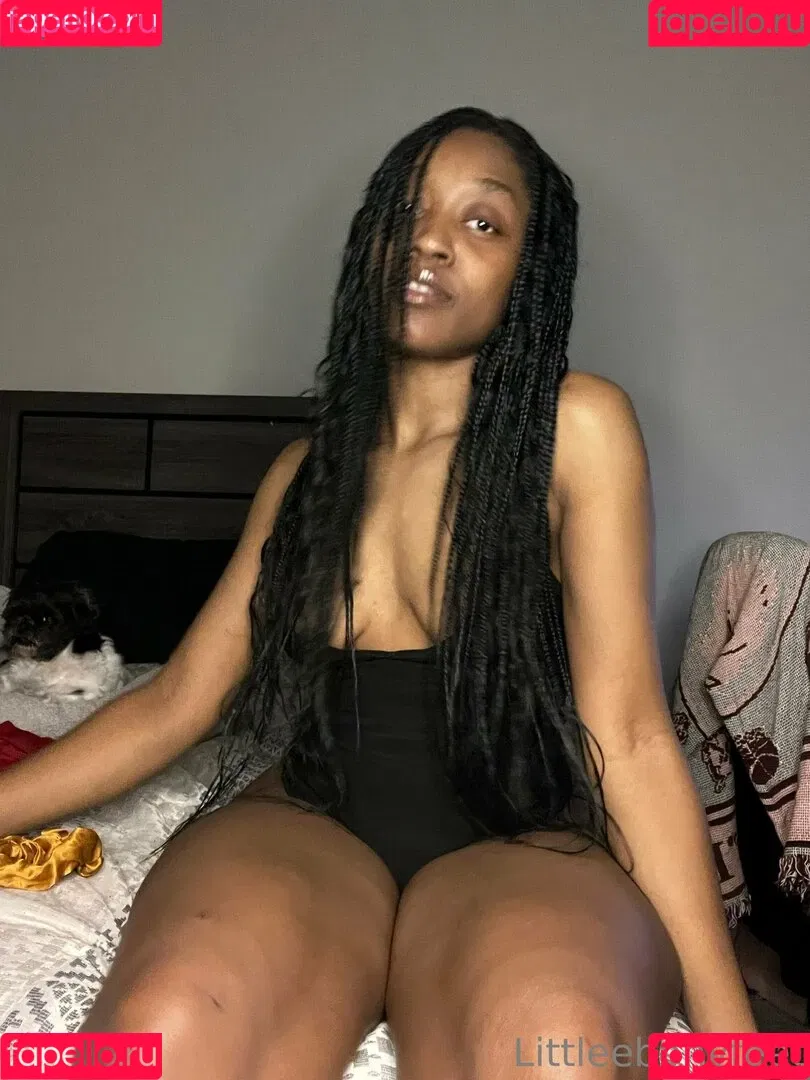 littleebonyfeet Onlyfans Photo Gallery 