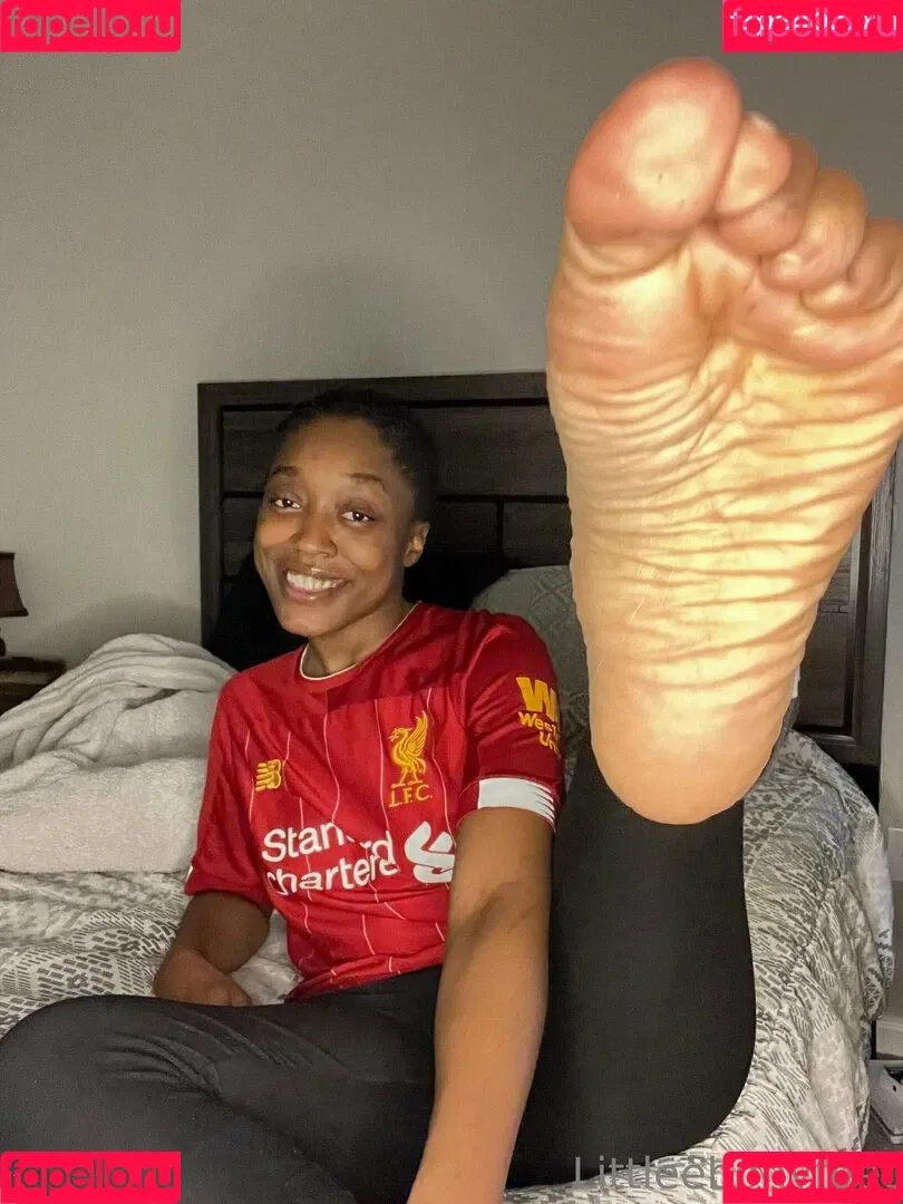 littleebonyfeet Onlyfans Photo Gallery 