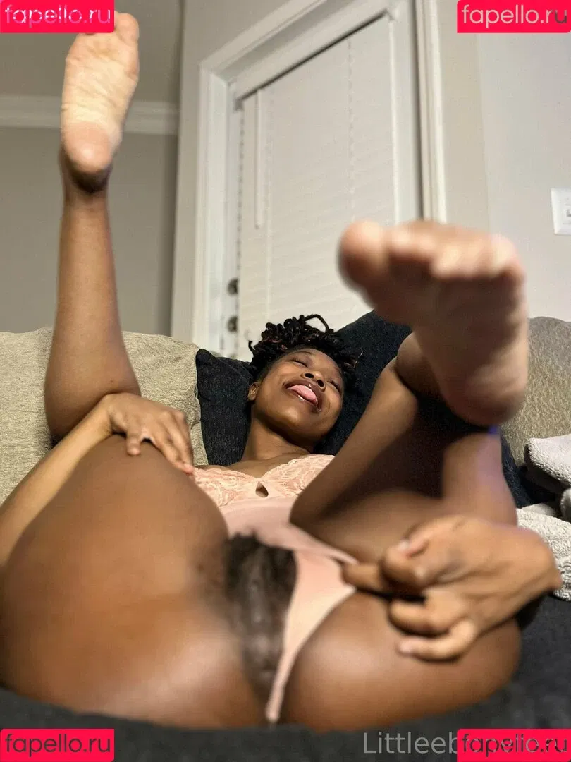 littleebonyfeet Onlyfans Photo Gallery 