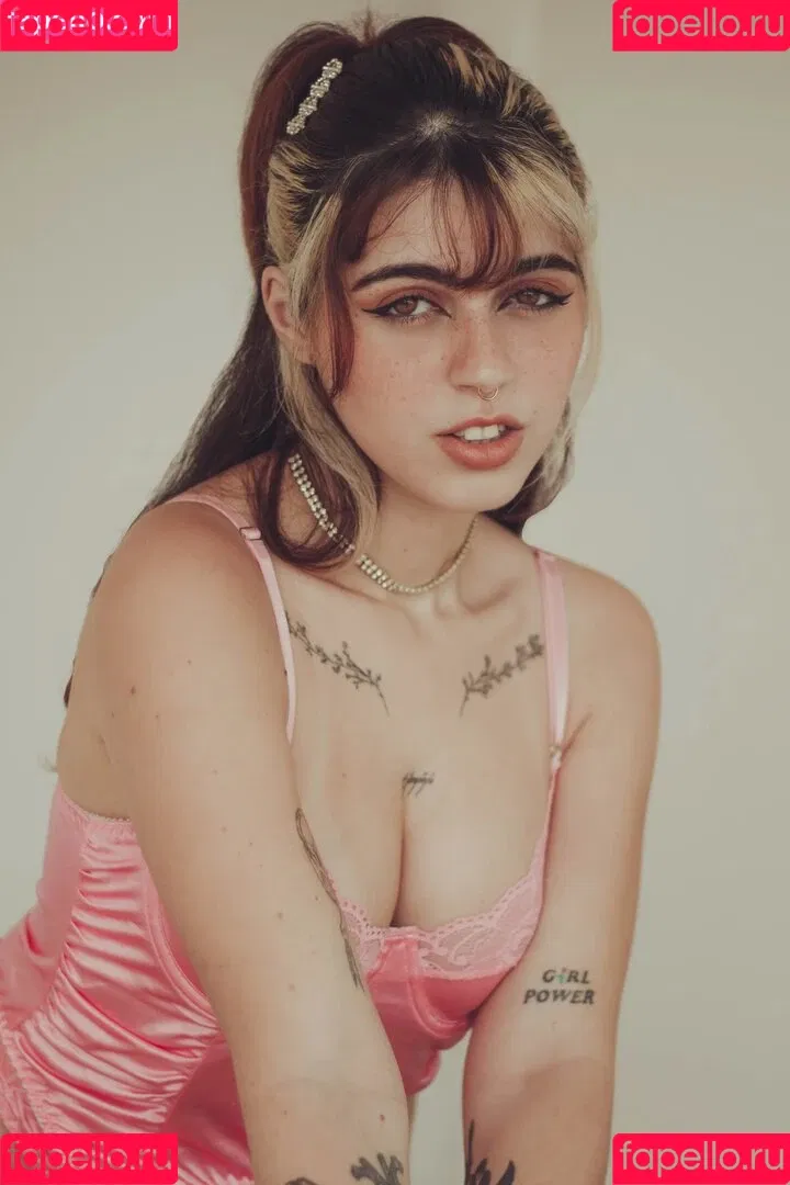 Aliese Onlyfans Photo Gallery 