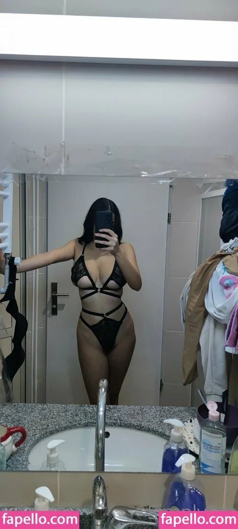 eceturkishangel Onlyfans Photo Gallery 