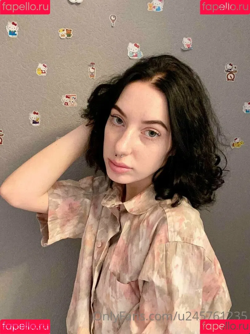 alicewonderfull Onlyfans Photo Gallery 