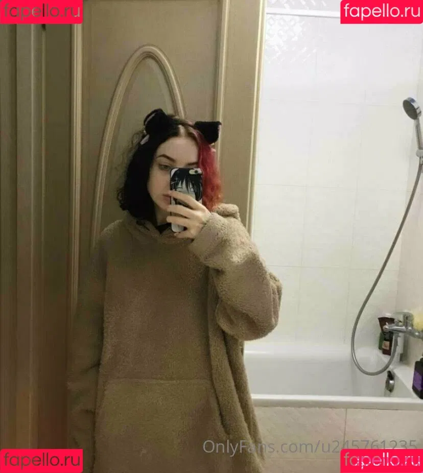 alicewonderfull Onlyfans Photo Gallery 