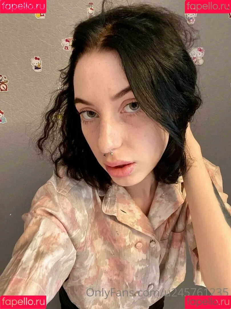 alicewonderfull Onlyfans Photo Gallery 
