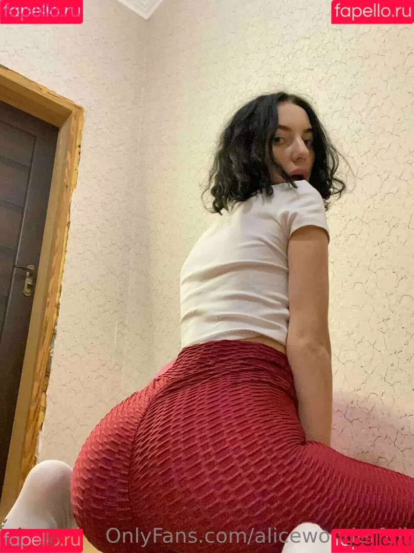alicewonderfull Onlyfans Photo Gallery 