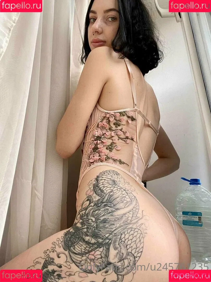 alicewonderfull Onlyfans Photo Gallery 