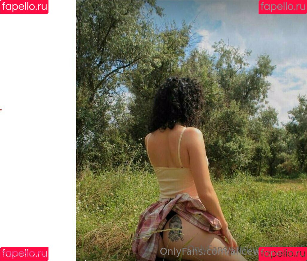 alicewonderfull Onlyfans Photo Gallery 