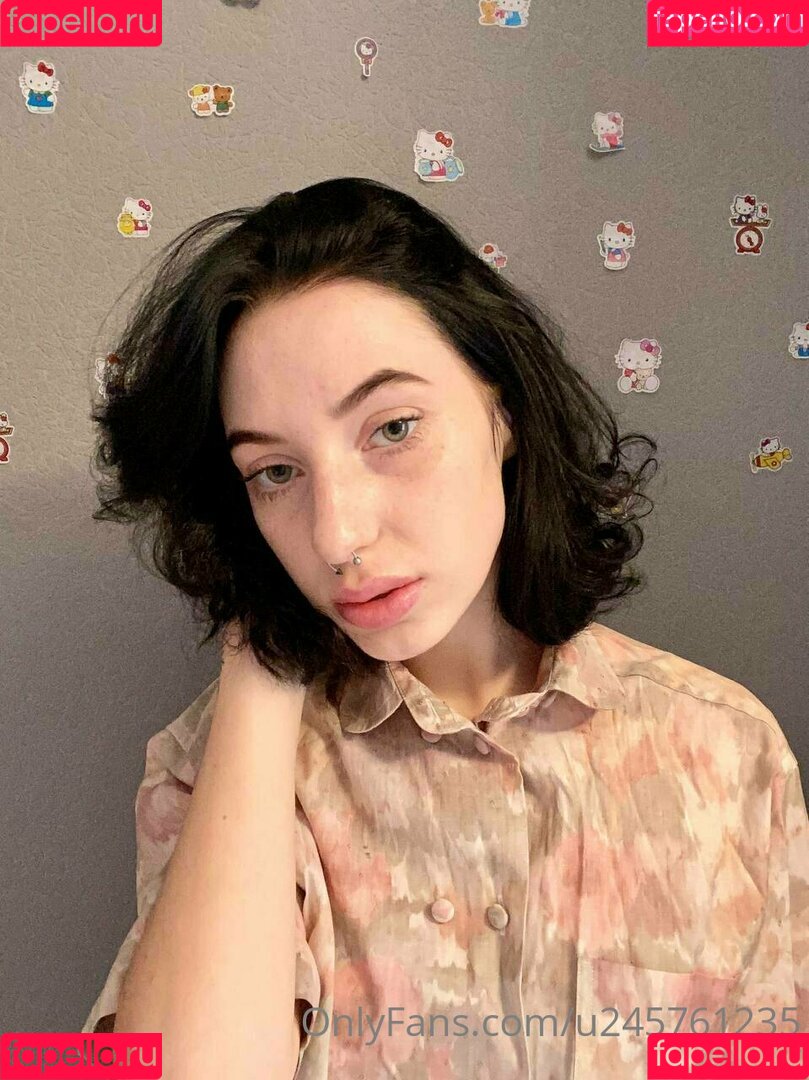 alicewonderfull Onlyfans Photo Gallery 