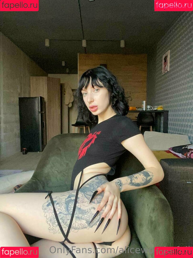 alicewonderfull Onlyfans Photo Gallery 