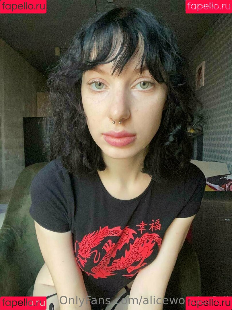 alicewonderfull Onlyfans Photo Gallery 