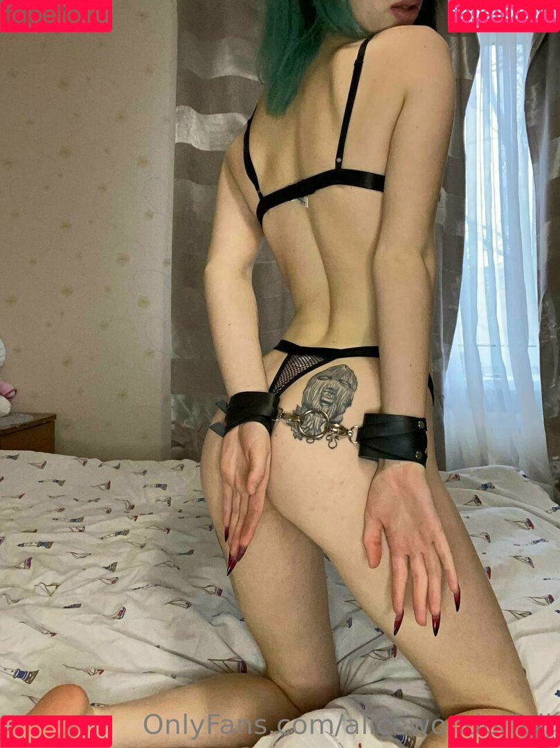 alicewonderfull Onlyfans Photo Gallery 