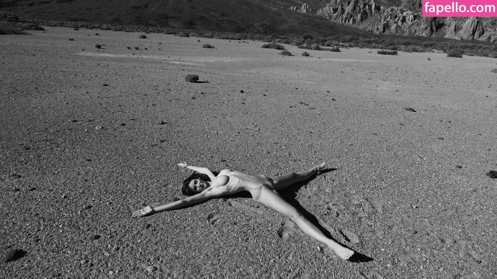 Zuri Aspiunza Onlyfans Photo Gallery 