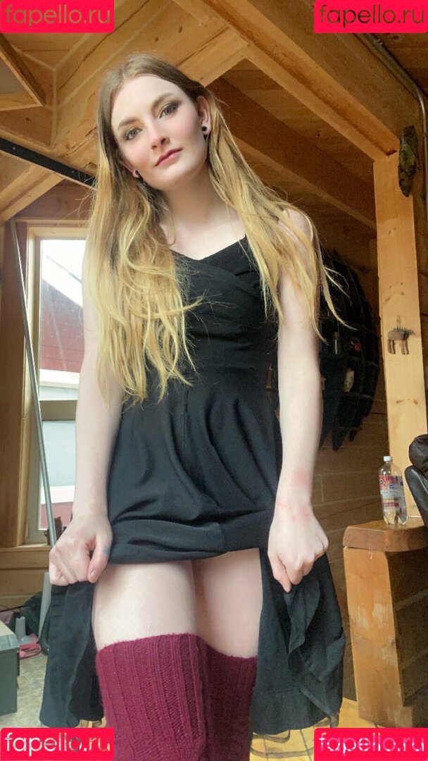 sunflowerseedling Onlyfans Photo Gallery 