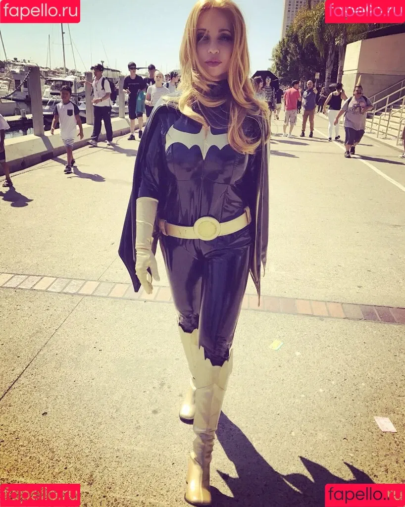 Tara Strong Onlyfans Photo Gallery 
