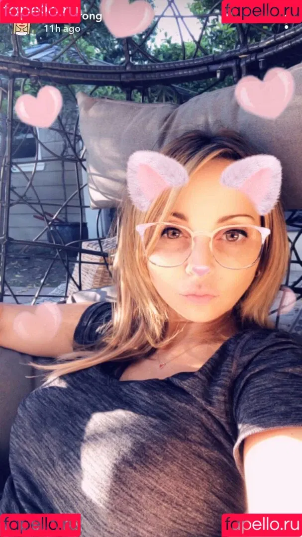 Tara Strong Onlyfans Photo Gallery 