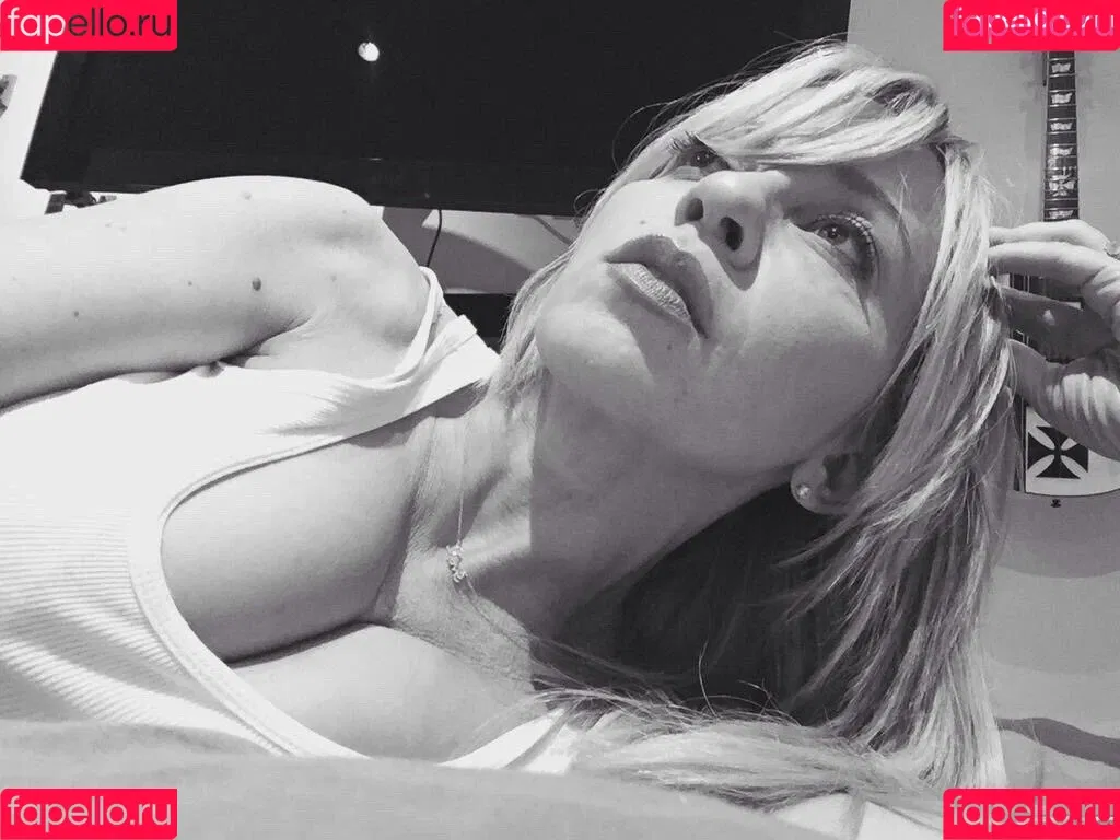 Tara Strong Onlyfans Photo Gallery 