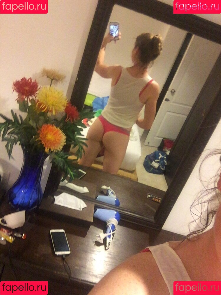 Lauren Kitchen Onlyfans Photo Gallery 