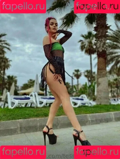 esmeraldai Onlyfans Photo Gallery 