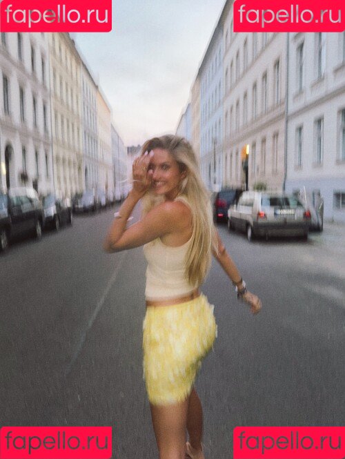 Alica Schmidt Onlyfans Photo Gallery 