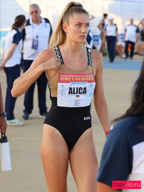 Alica Schmidt Nude Onlyfans Photo 17