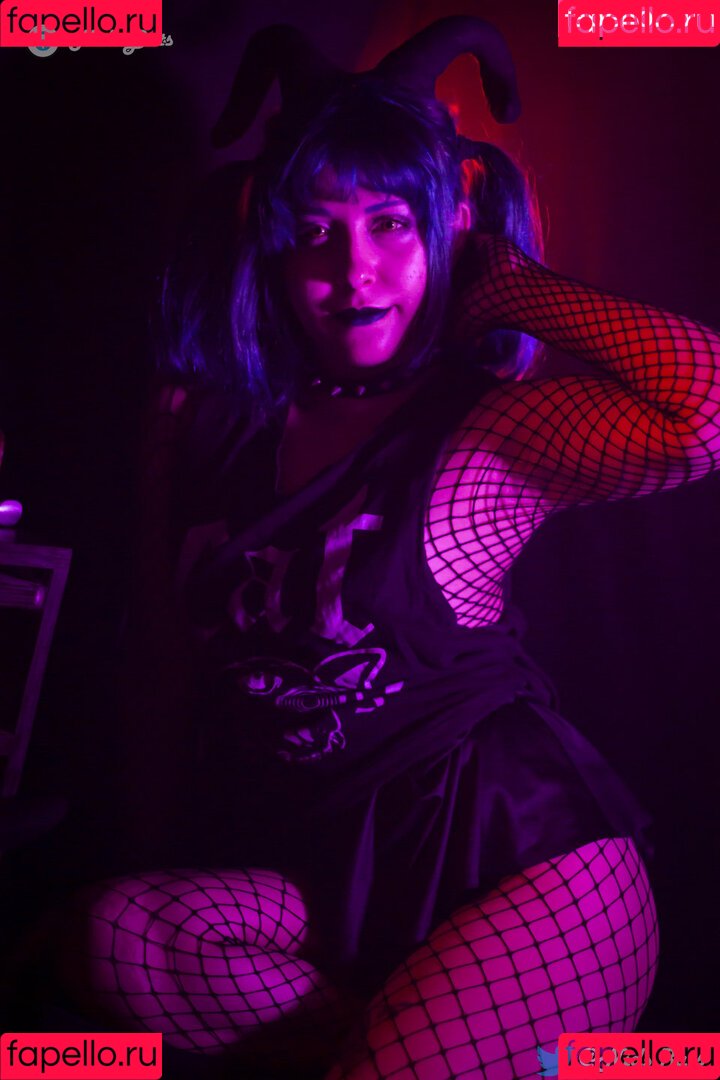 Nids Bats Onlyfans Photo Gallery 