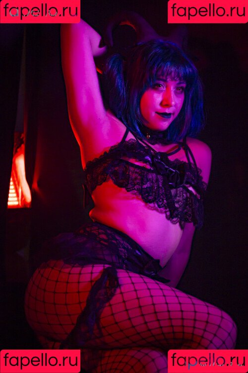 Nids Bats Onlyfans Photo Gallery 