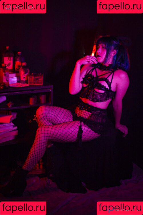 Nids Bats Onlyfans Photo Gallery 