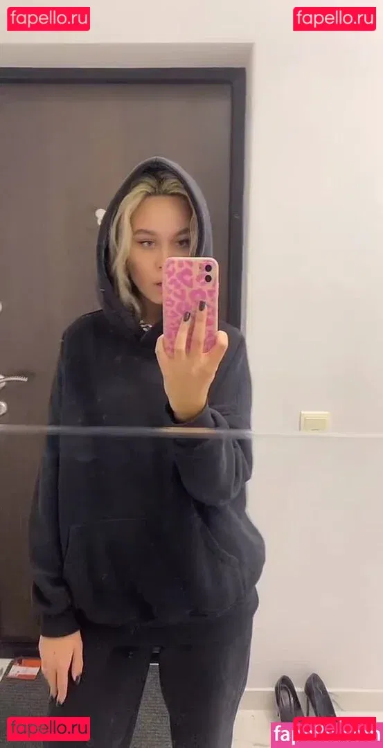 Yuneeko_ Onlyfans Photo Gallery 