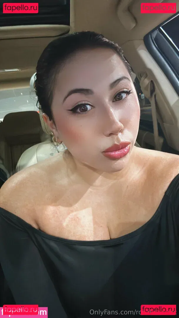 rosalindamfc Onlyfans Photo Gallery 