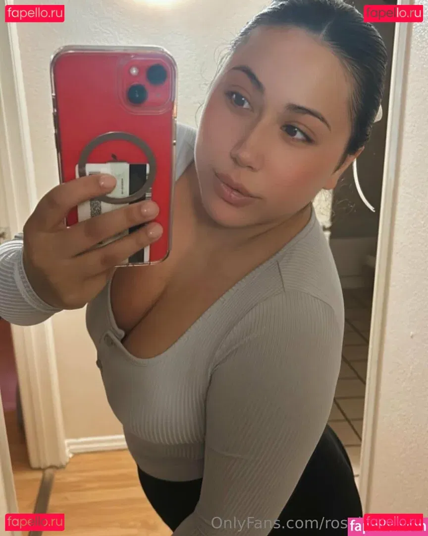 rosalindamfc Onlyfans Photo Gallery 