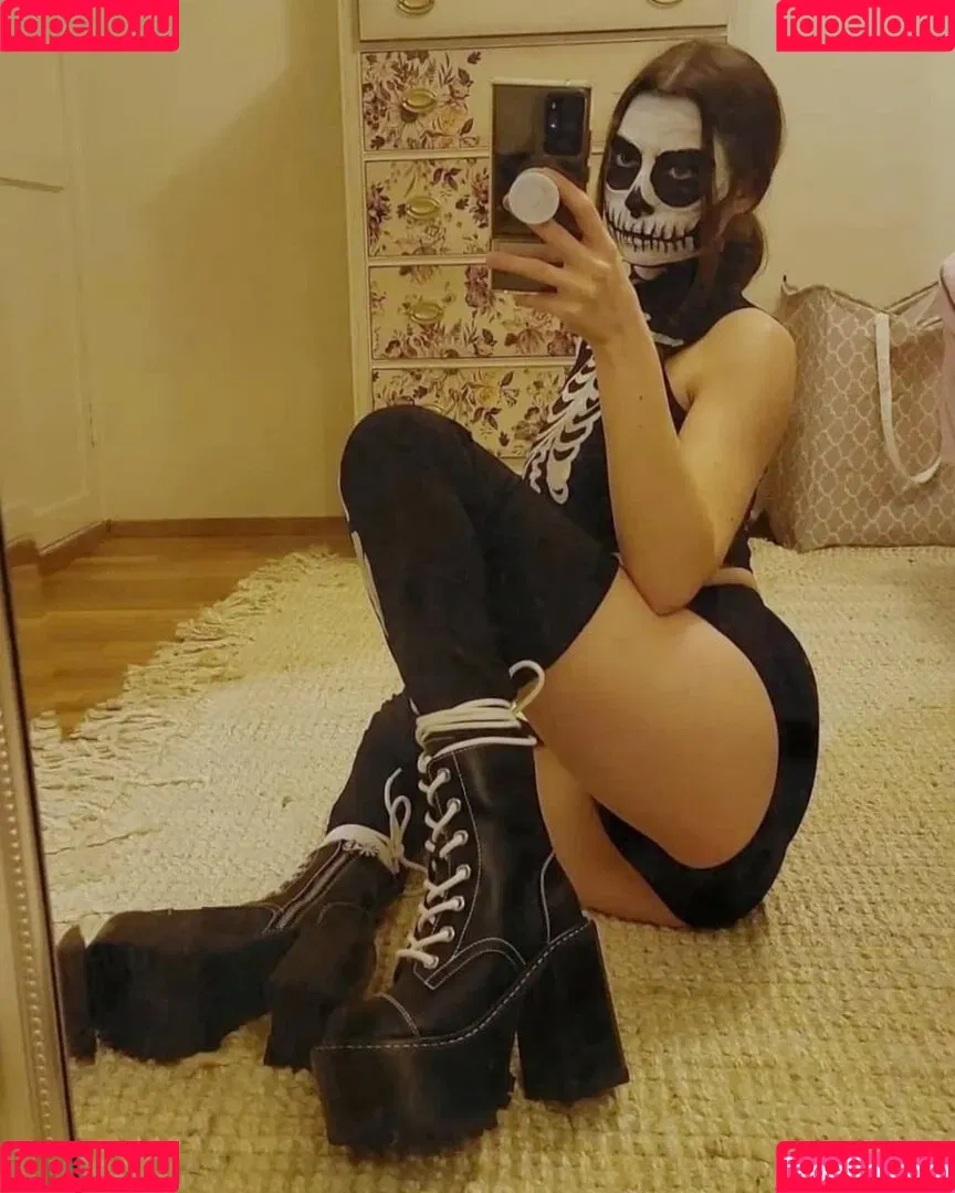 Poggledrop Onlyfans Photo Gallery 