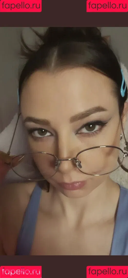 Poggledrop Onlyfans Photo Gallery 