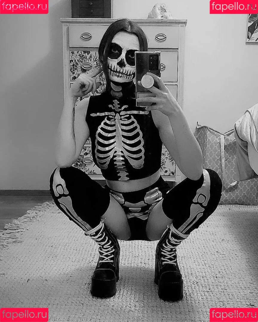Poggledrop Onlyfans Photo Gallery 