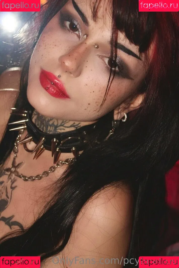 elfsandi Onlyfans Photo Gallery 