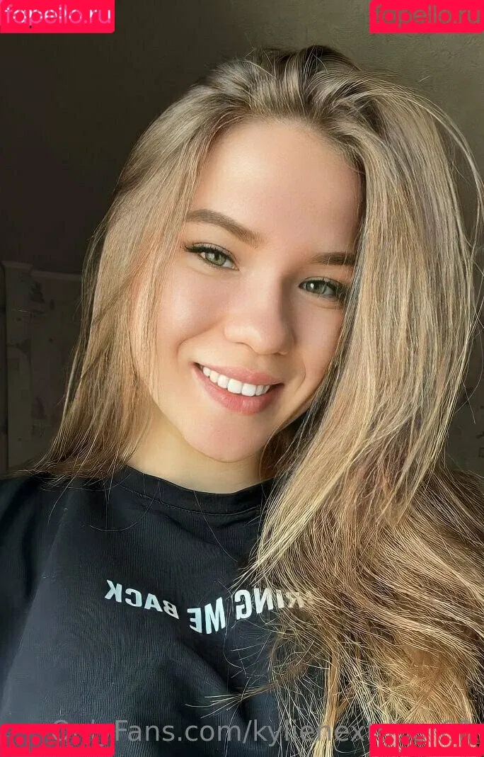 kylienextdoor69 Onlyfans Photo Gallery 