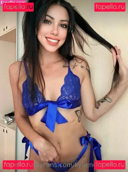 kylienextdoor69 Onlyfans Photo Gallery 