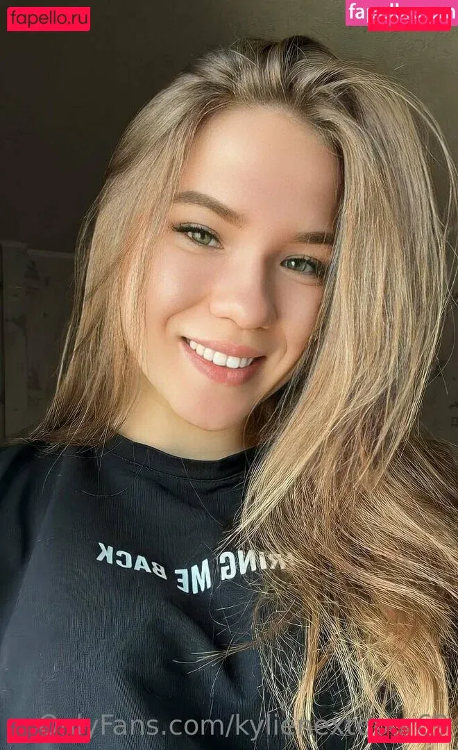 kylienextdoor69 Onlyfans Photo Gallery 