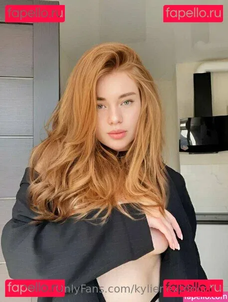 kylienextdoor69 Onlyfans Photo Gallery 