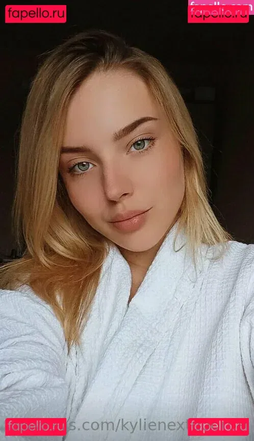 kylienextdoor69 Onlyfans Photo Gallery 