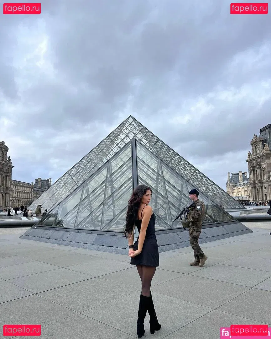 Chloepriv Onlyfans Photo Gallery 