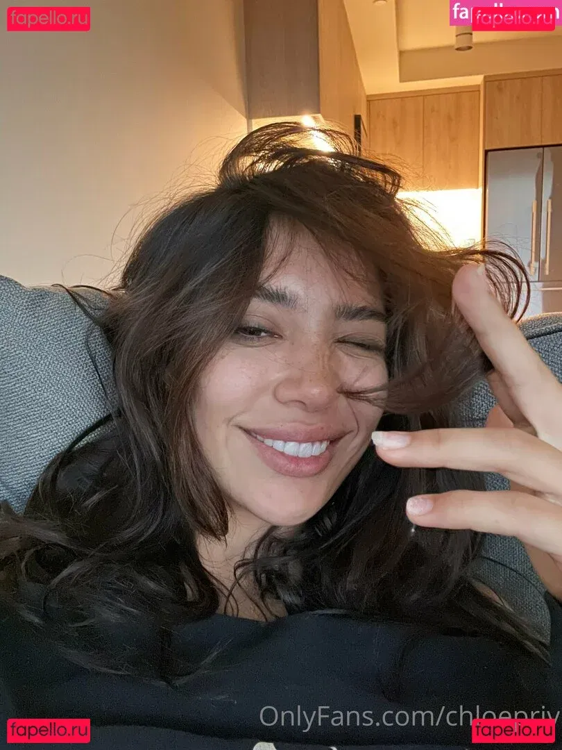 Chloepriv Onlyfans Photo Gallery 