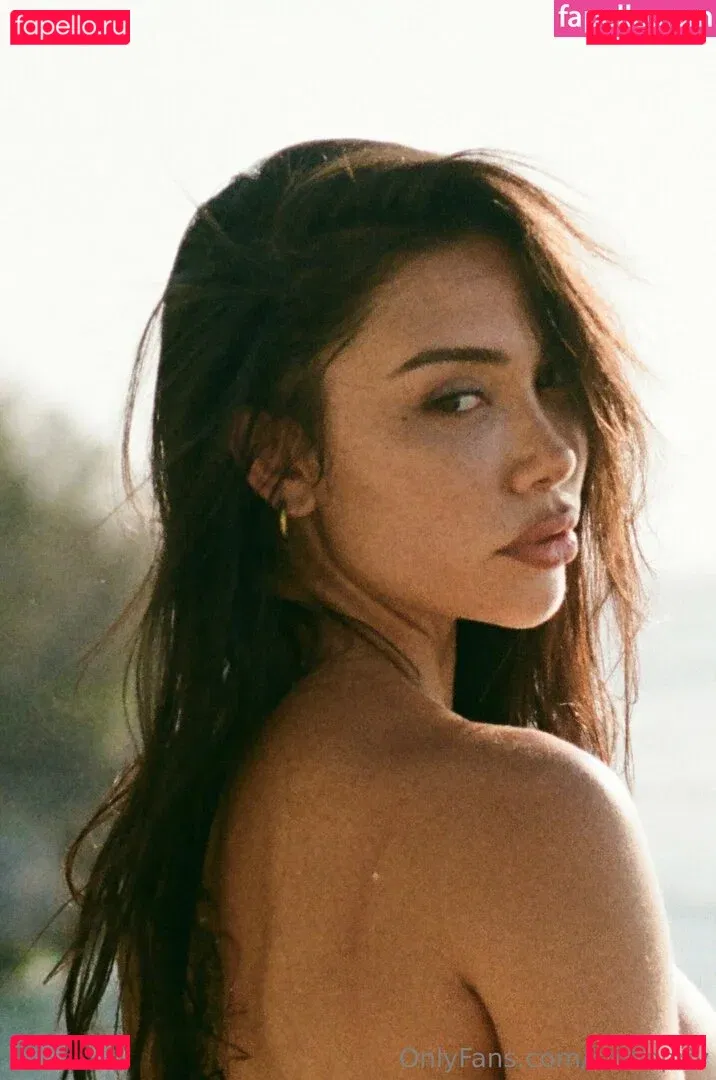 Chloepriv Onlyfans Photo Gallery 