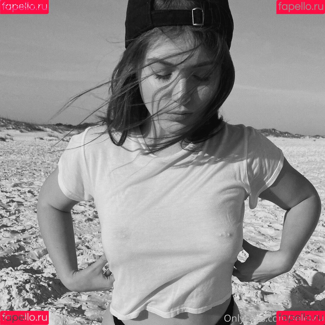 SolelyLu Onlyfans Photo Gallery 