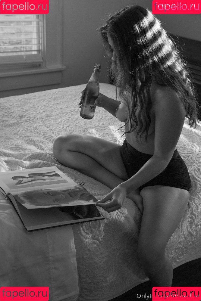 SolelyLu Onlyfans Photo Gallery 